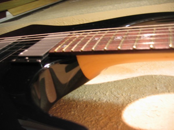 ESP-Kirk-Hammett-KH-2-Guitar-Neck.JPG (600x450 -- 49473 bytes)