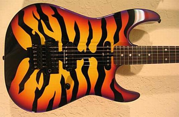 ESP-Sunburst-Tiger-Guitar-2.jpg (600x392 -- 64024 bytes)